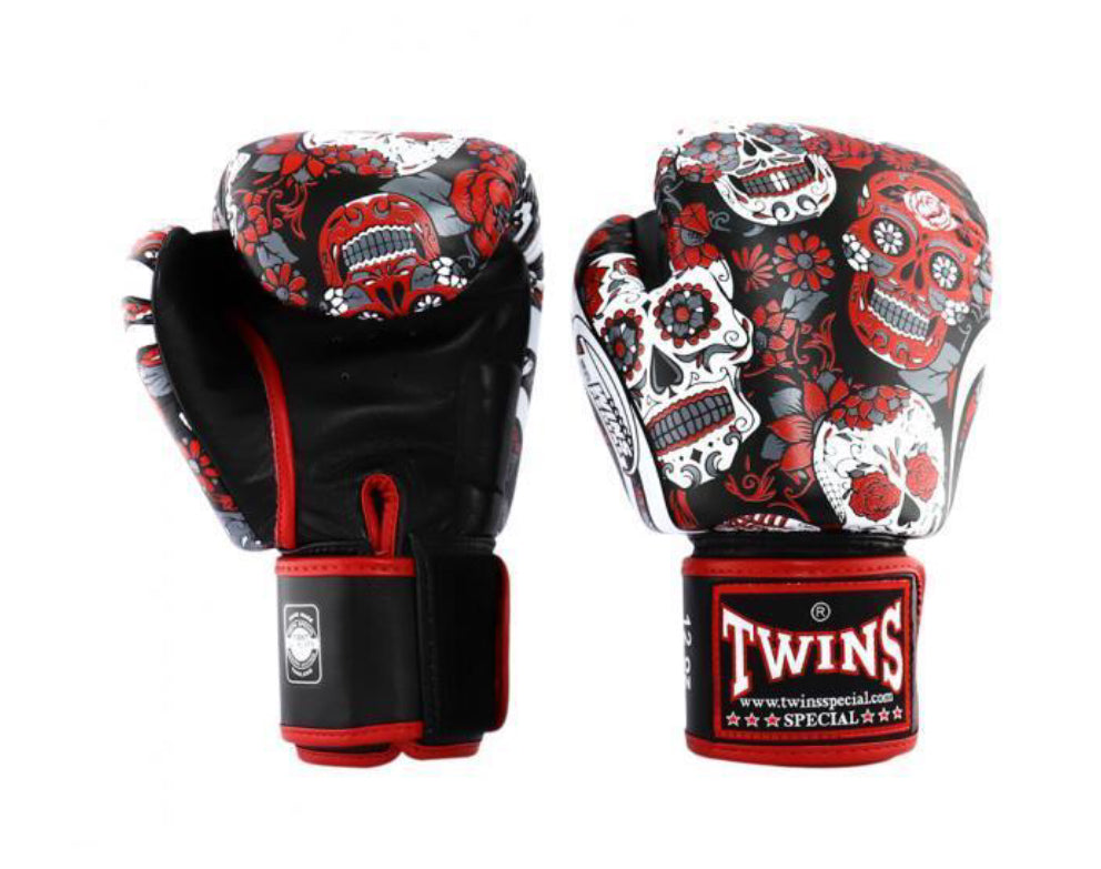 泰拳拳套 Thai Boxing Gloves:  Twins Special FBGVL3-53 SKULL RED/BLACK