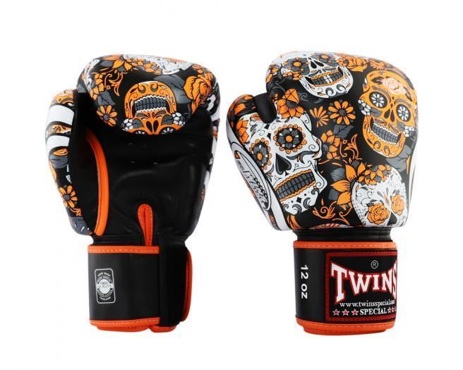 泰拳拳套 Thai Boxing Gloves : TWINS FBGVL-3 53 BLACK ORANGE