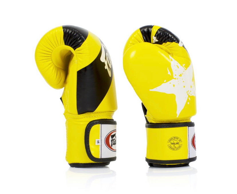 泰拳拳套 Thai Boxing Gloves : Fairtex BGV1 "National Print" Yellow