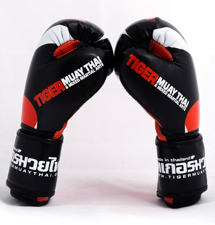 泰拳拳套 Thai Boxing Gloves: Tiger "Eye” Black & Orange